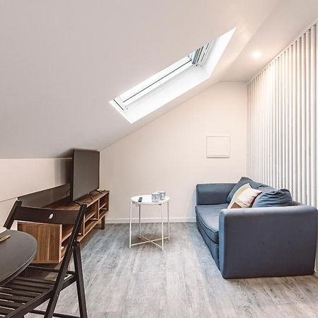 Le Coquet Logement Climatise Face A La Cathedrale - 3G Reims Luaran gambar