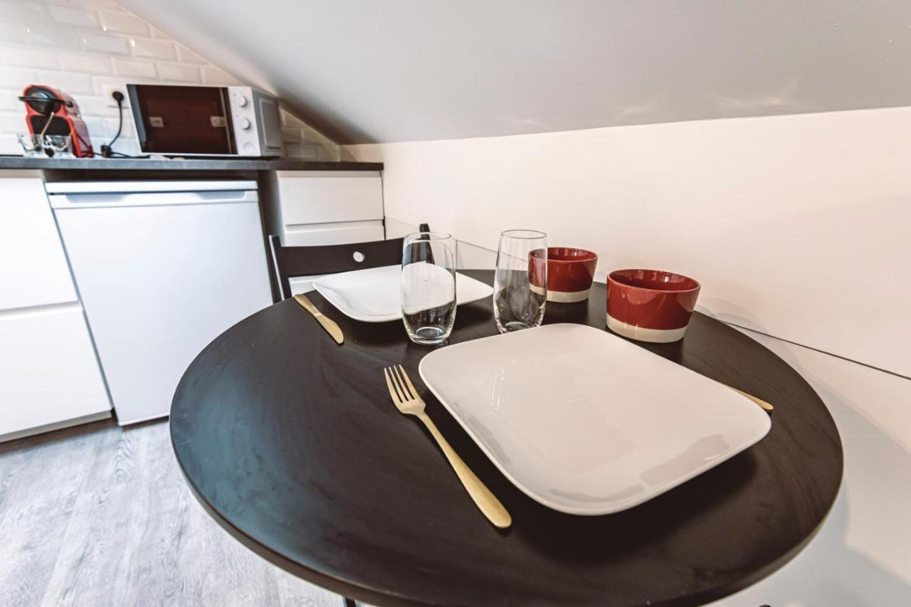 Le Coquet Logement Climatise Face A La Cathedrale - 3G Reims Luaran gambar